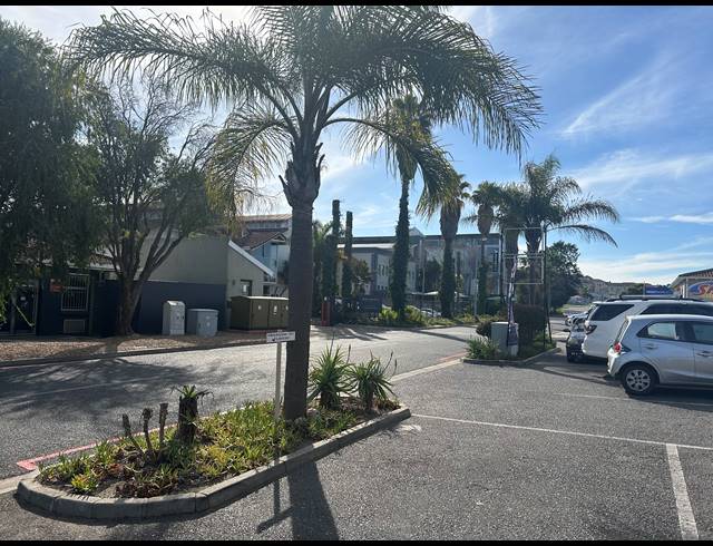 335M² BUILDING TO LET IN TYGER VALLEY